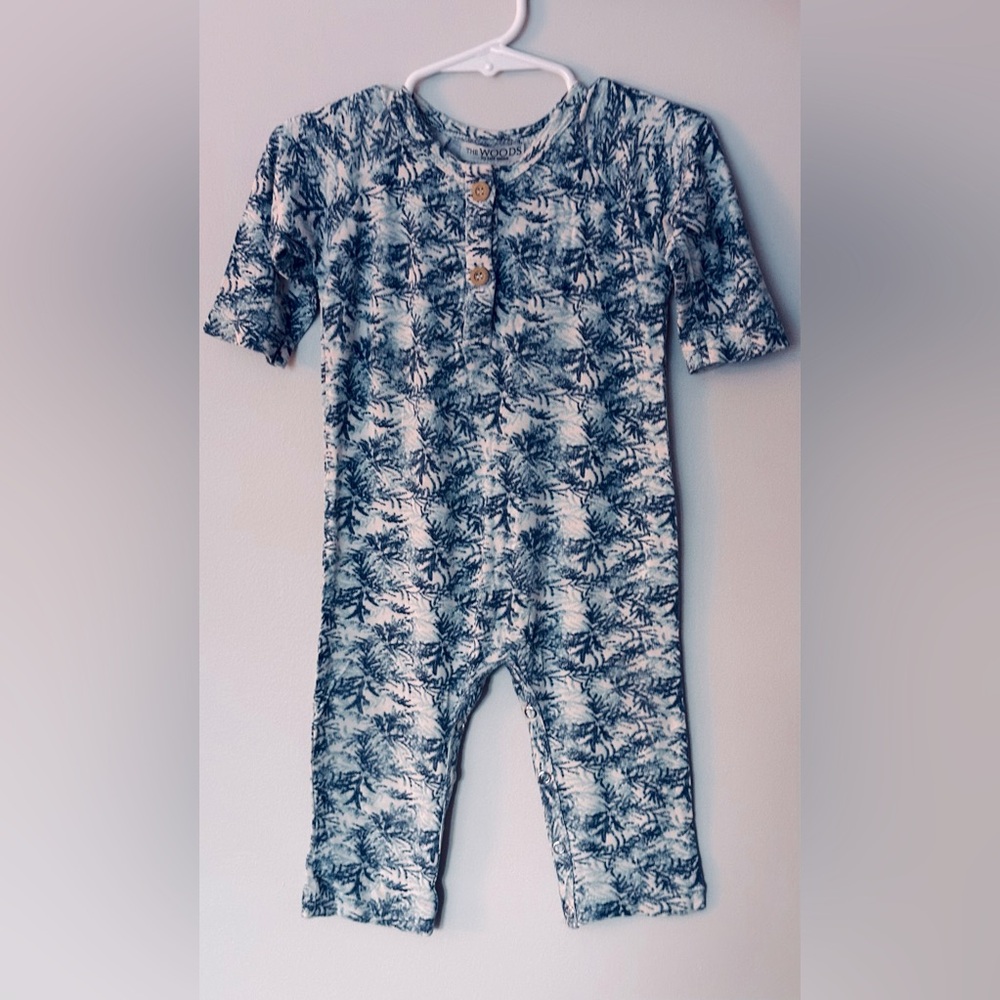 Kate Quinn - 6-12m
The Woods collection— Palm trees bodysuit -Bamboo cotton.